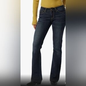 Levi's Signature Modern Bootcut Stretch Dark Wash 8